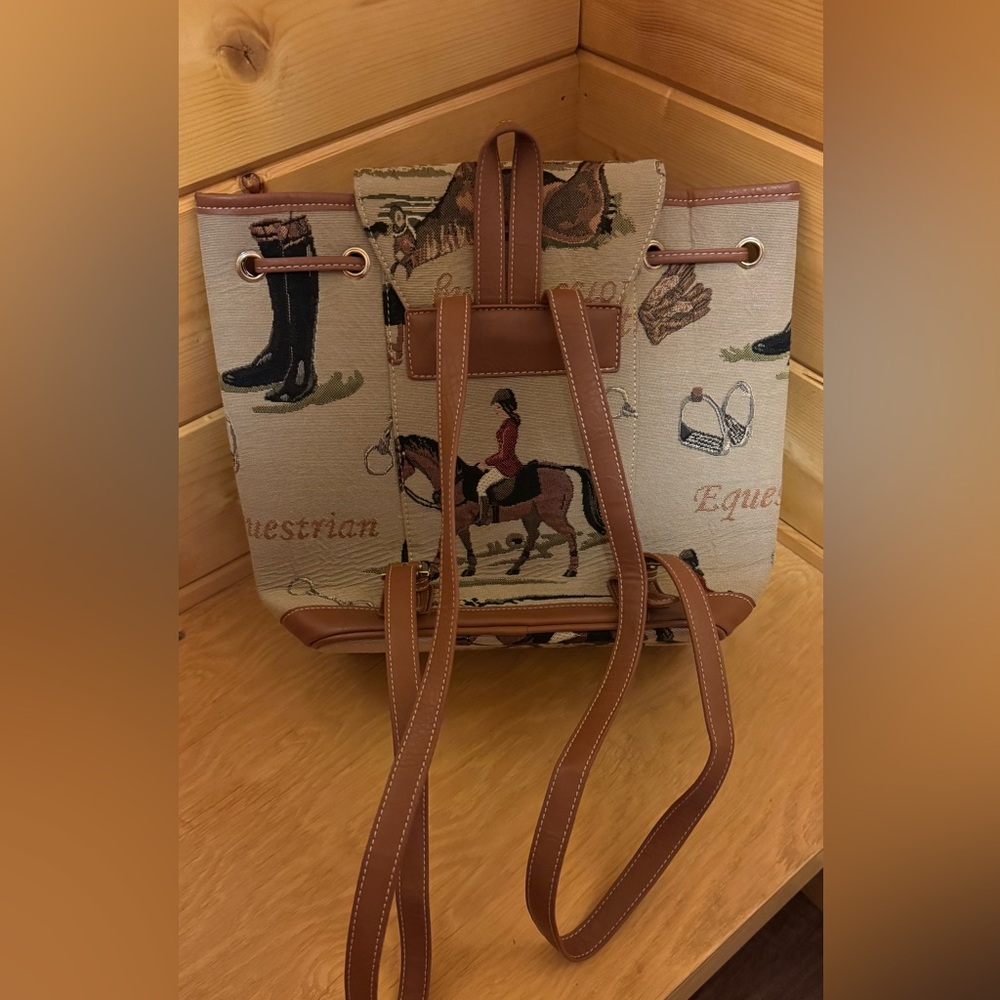 Vintag Signare Equestrian Tapestry Backpack Bag - Picture 2 of 16